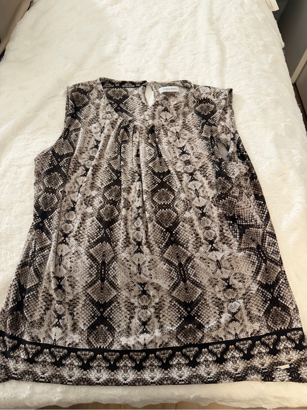 Calvin Klein Sleeveless Snake-Print Tunic in Black and Cream